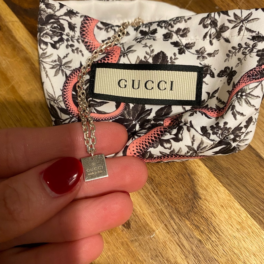 Gucci necklace